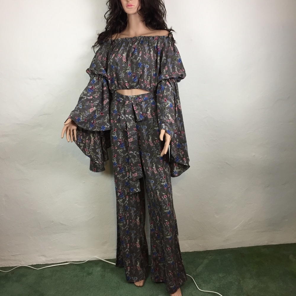 NWT SYLK Floral GYPSIE TOP & PALAZZO PANTS Set